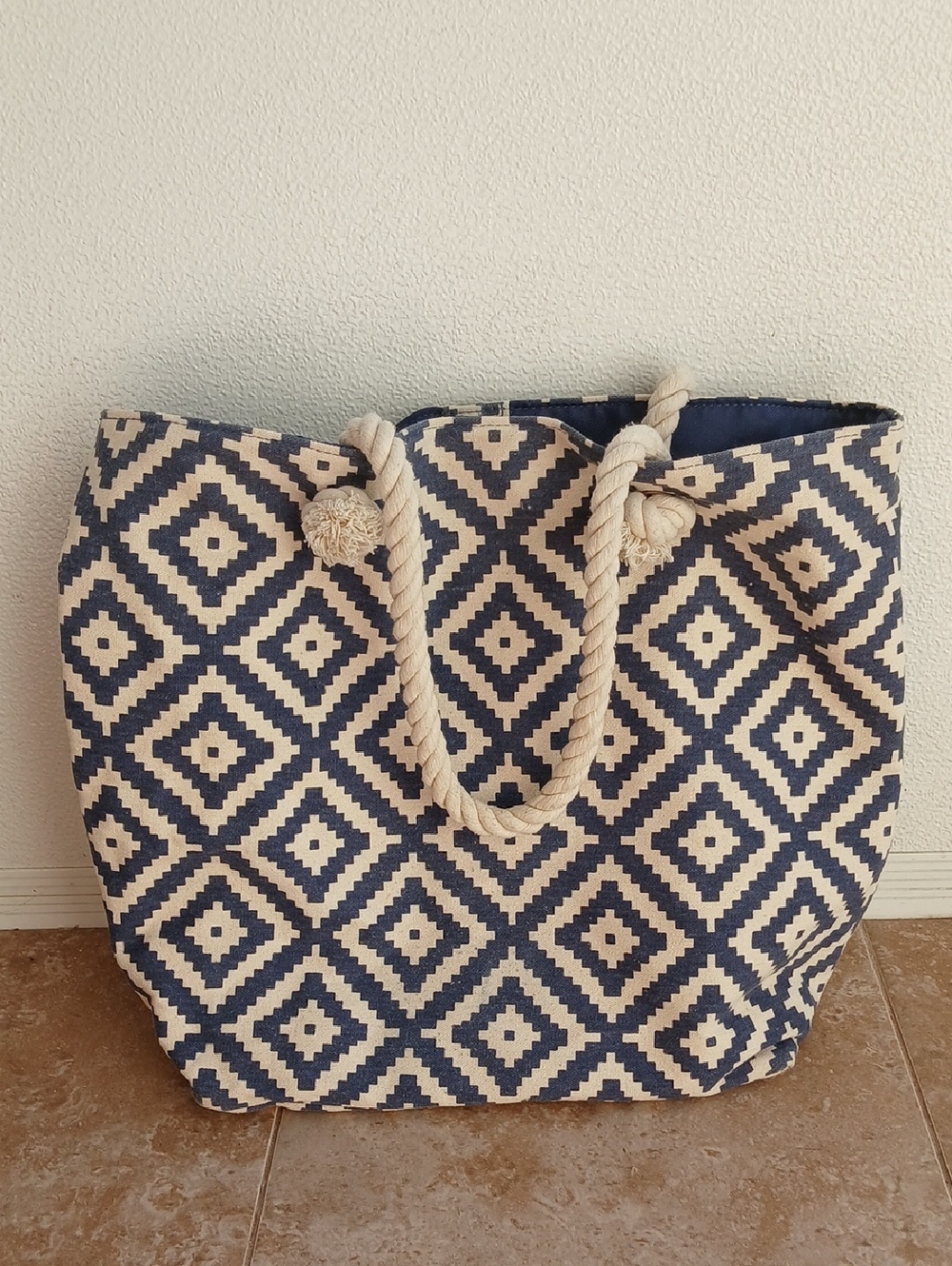 Summer & Rose Navy & Cream Canvas Geo Tote Bag with Rope Handles